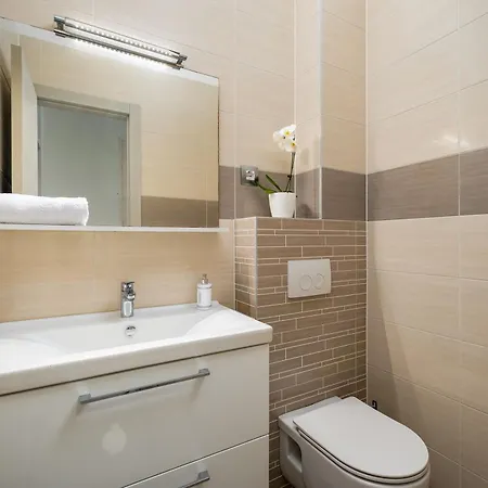 Apartman Stancija Amorozo 5 Ap 2 *