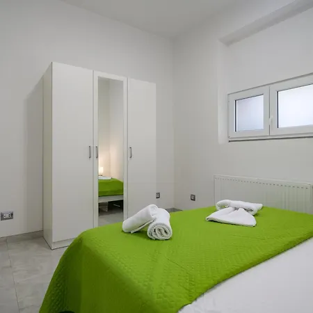 Stancija Amorozo 5 Ap 2 * Poreč