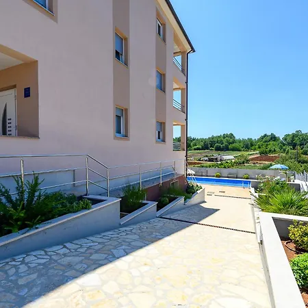 Appartement Stancija Amorozo 5 Ap 2