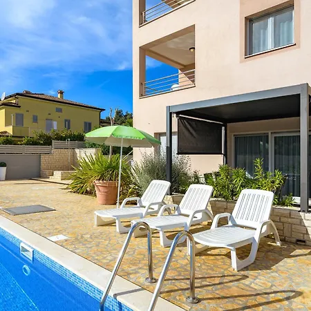 Stancija Amorozo 5 Ap 2 Poreč