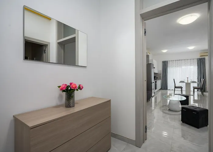 Stancija Amorozo 5 Ap 2 *