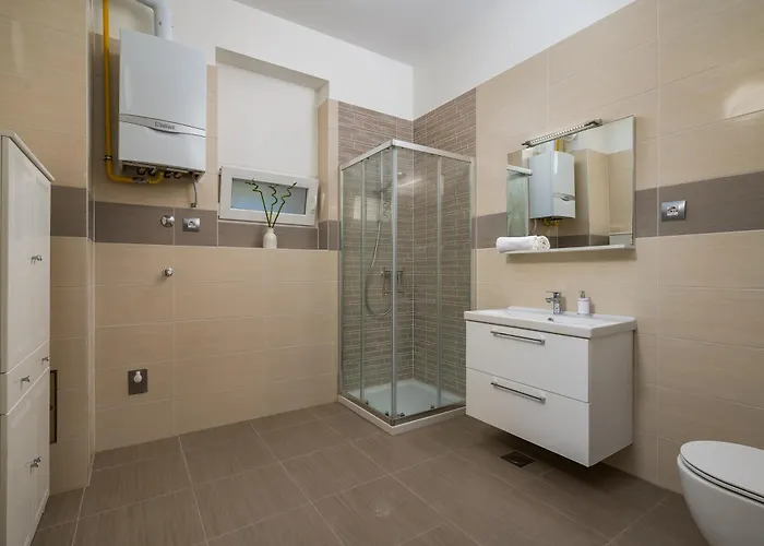 Stancija Amorozo 5 Ap 2 *