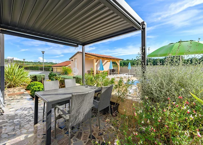 Stancija Amorozo 5 Ap 2 Apartman