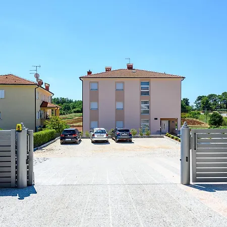 Stancija Amorozo 5 Ap 2 Appartamento Porec